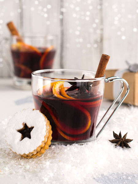 Stock up and be ready with irresistible holiday teas!