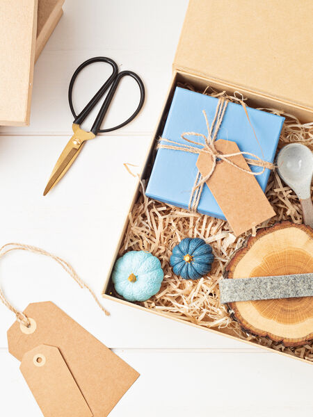 Get creative with spring gift packaging for dads, grads, and weddings.